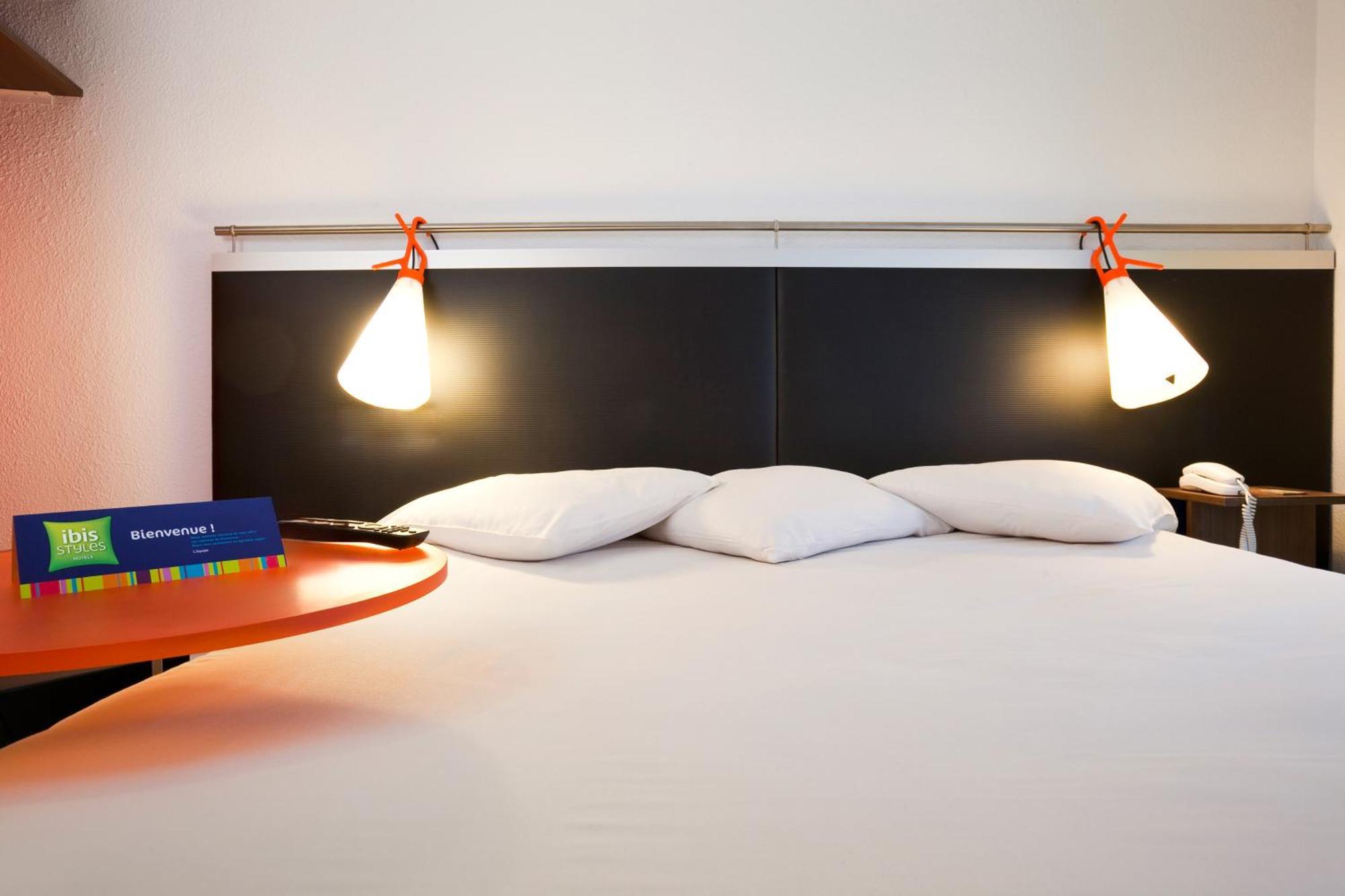 Hotel ibis Styles Paris République Exterior foto