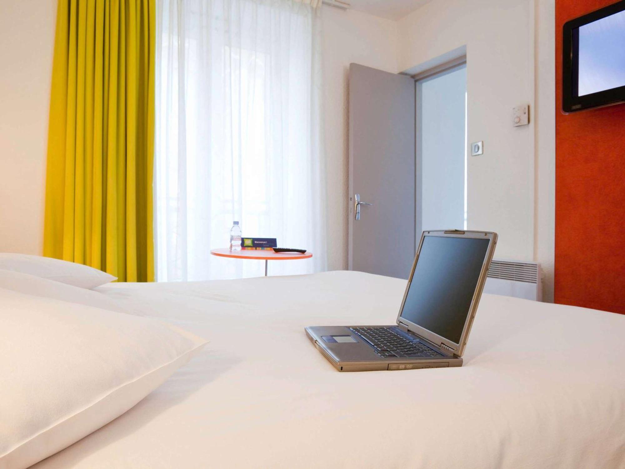 Hotel ibis Styles Paris République Exterior foto