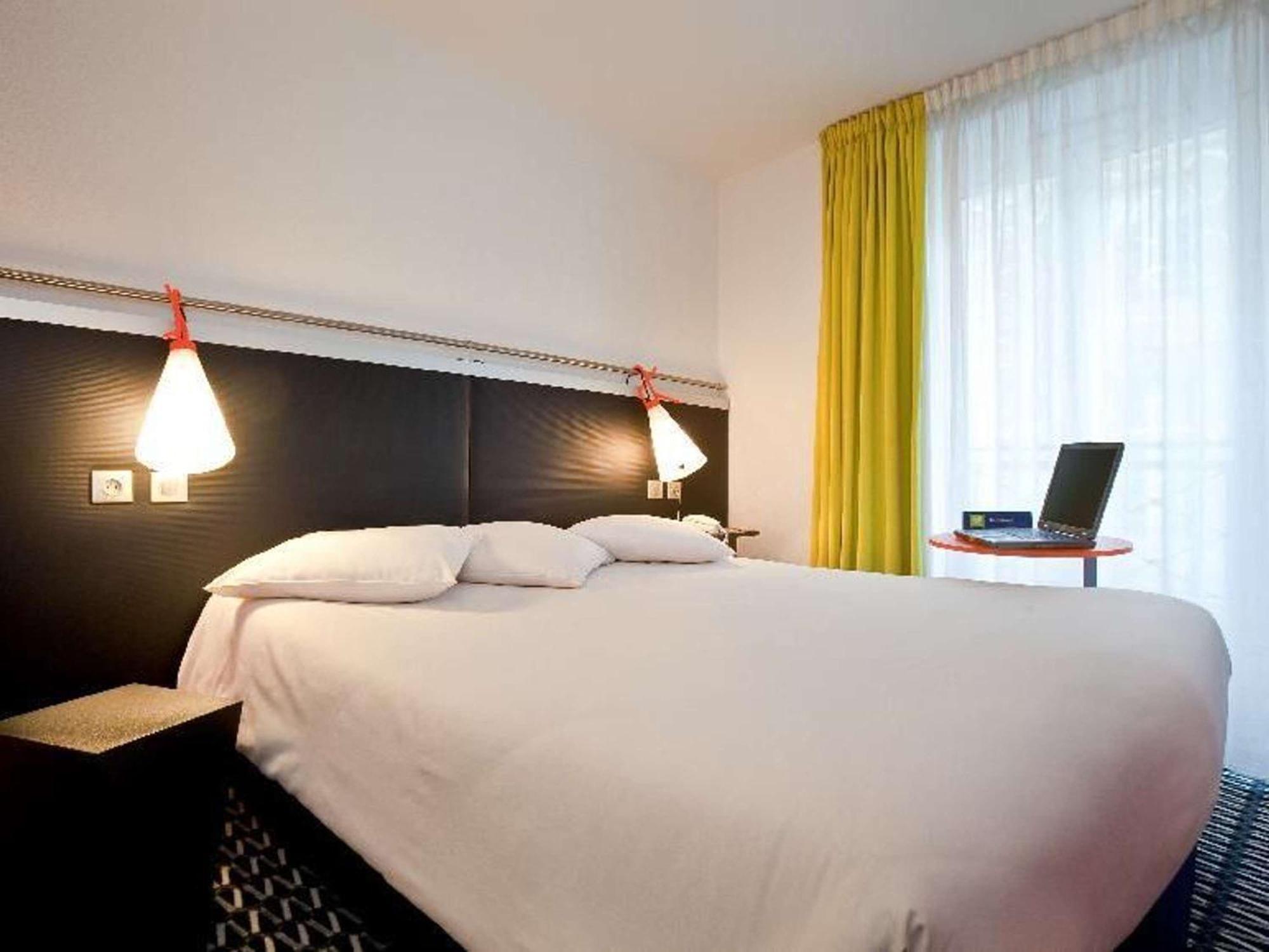 Hotel ibis Styles Paris République Exterior foto