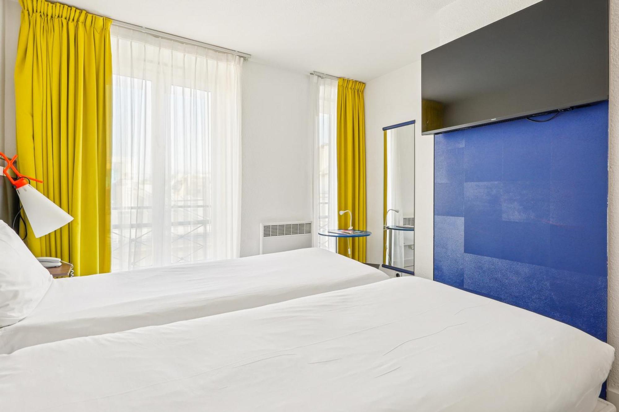 Hotel ibis Styles Paris République Exterior foto
