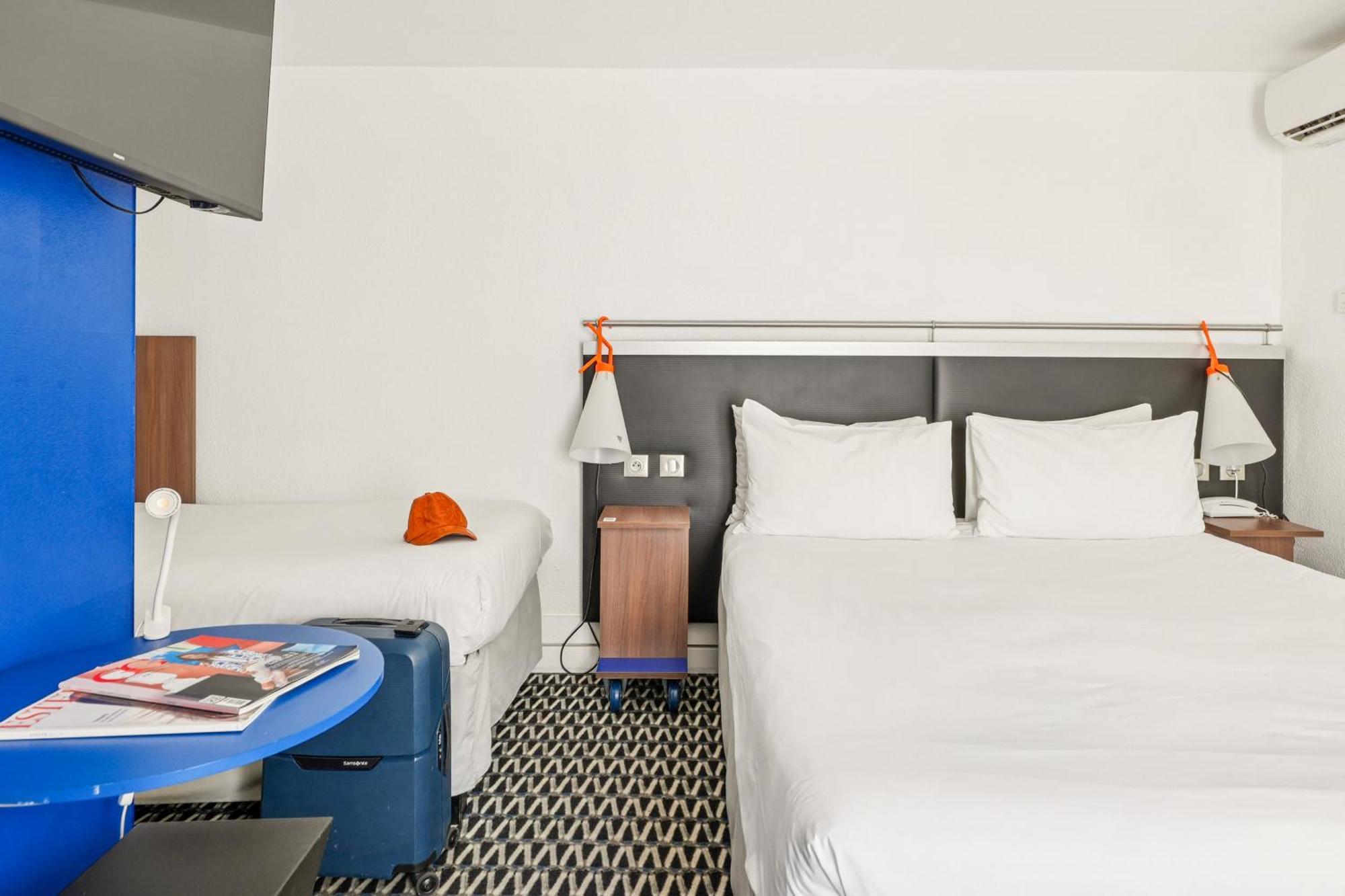 Hotel ibis Styles Paris République Exterior foto